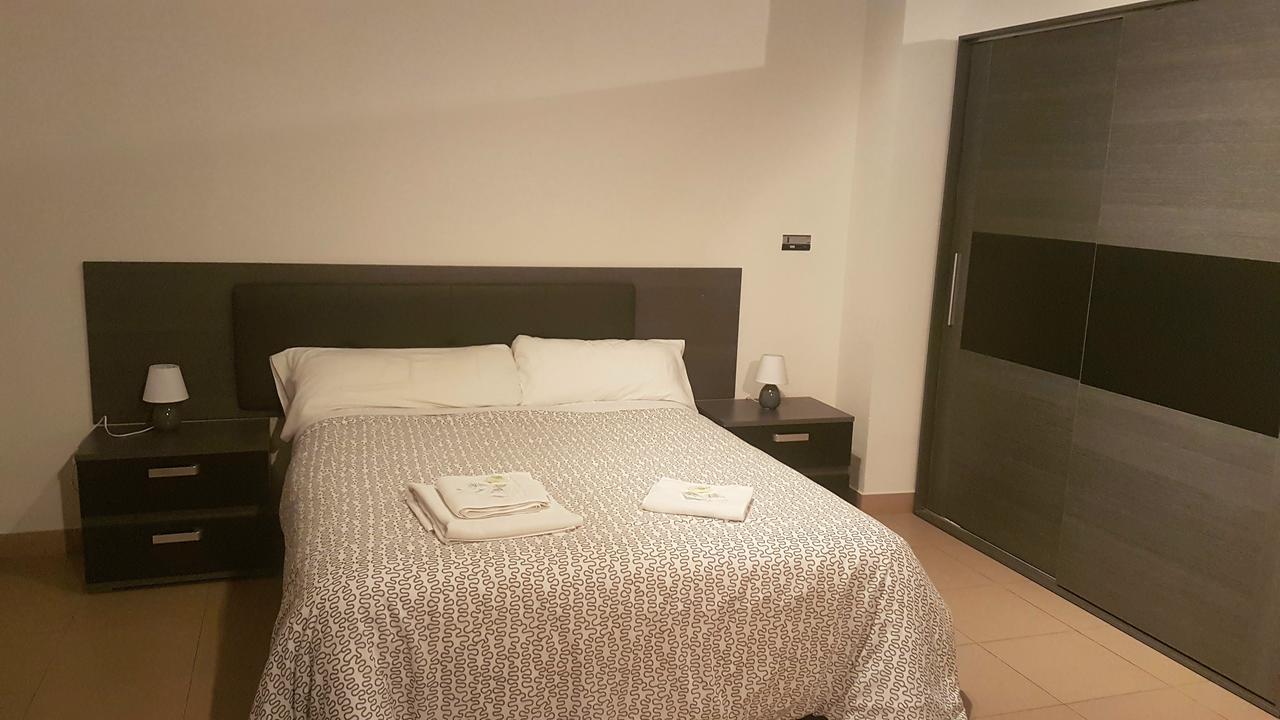 Hotel Avenida Del Sotillo La Lastrilla Exteriör bild